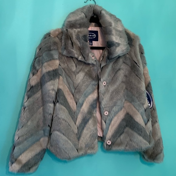 Trendy fuzzy jacket medium - Picture 8 of 9